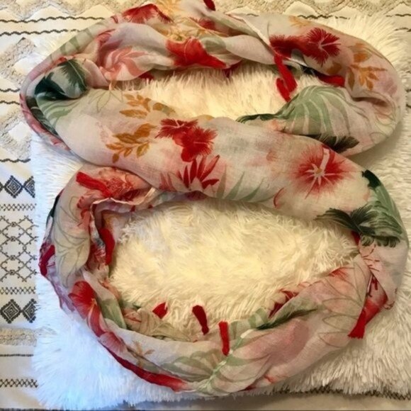 Shihreen Pink Tropical Floral Infinity Scarf with Tassels Summer Lightweight - Picture 2 of 4